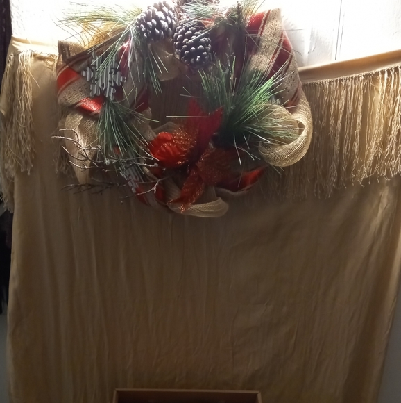 Holiday items - Picture 2 of 2